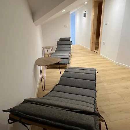 Mountain Escape With Sauna Apartman